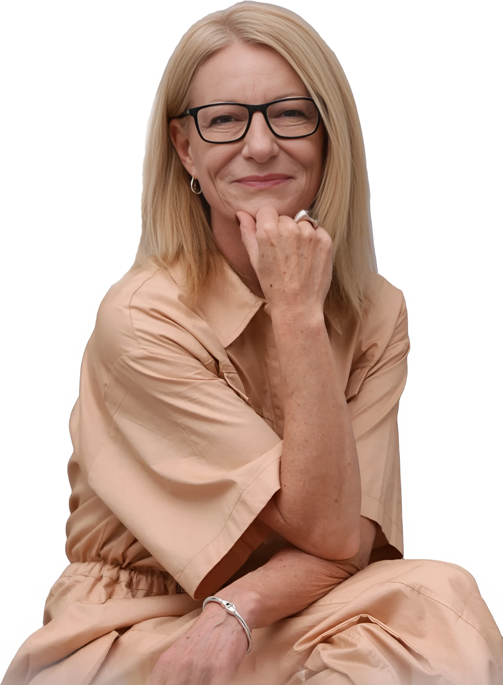 Vanessa Elston, transformation coach, smiling warmly
